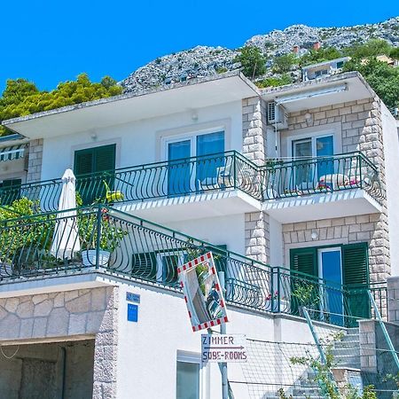 Apartments With A Parking Space Brela, Makarska - 16603 Экстерьер фото
