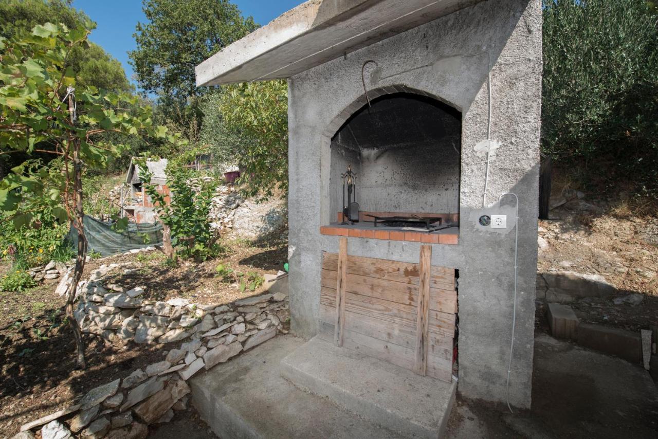 Apartments With A Parking Space Brela, Makarska - 16603 Экстерьер фото