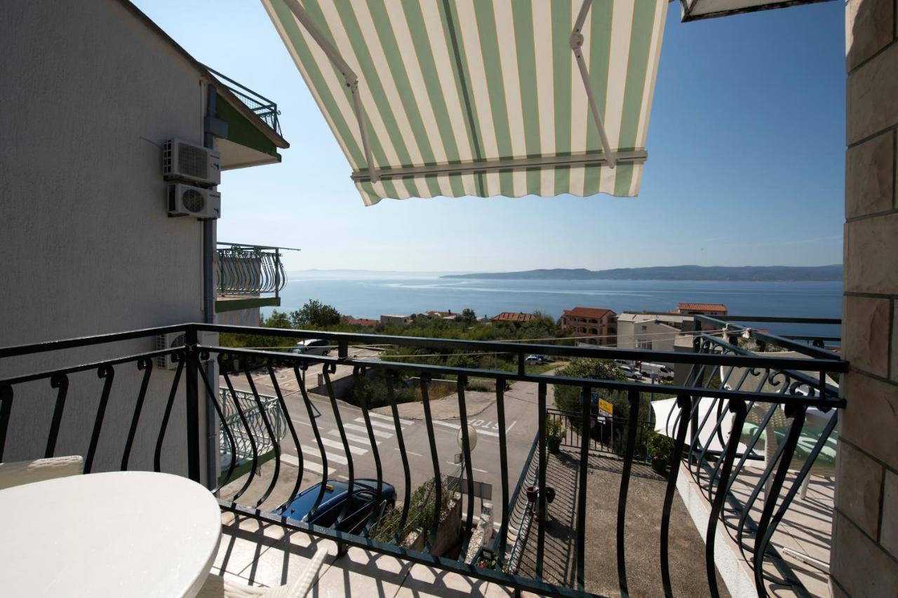 Apartments With A Parking Space Brela, Makarska - 16603 Экстерьер фото