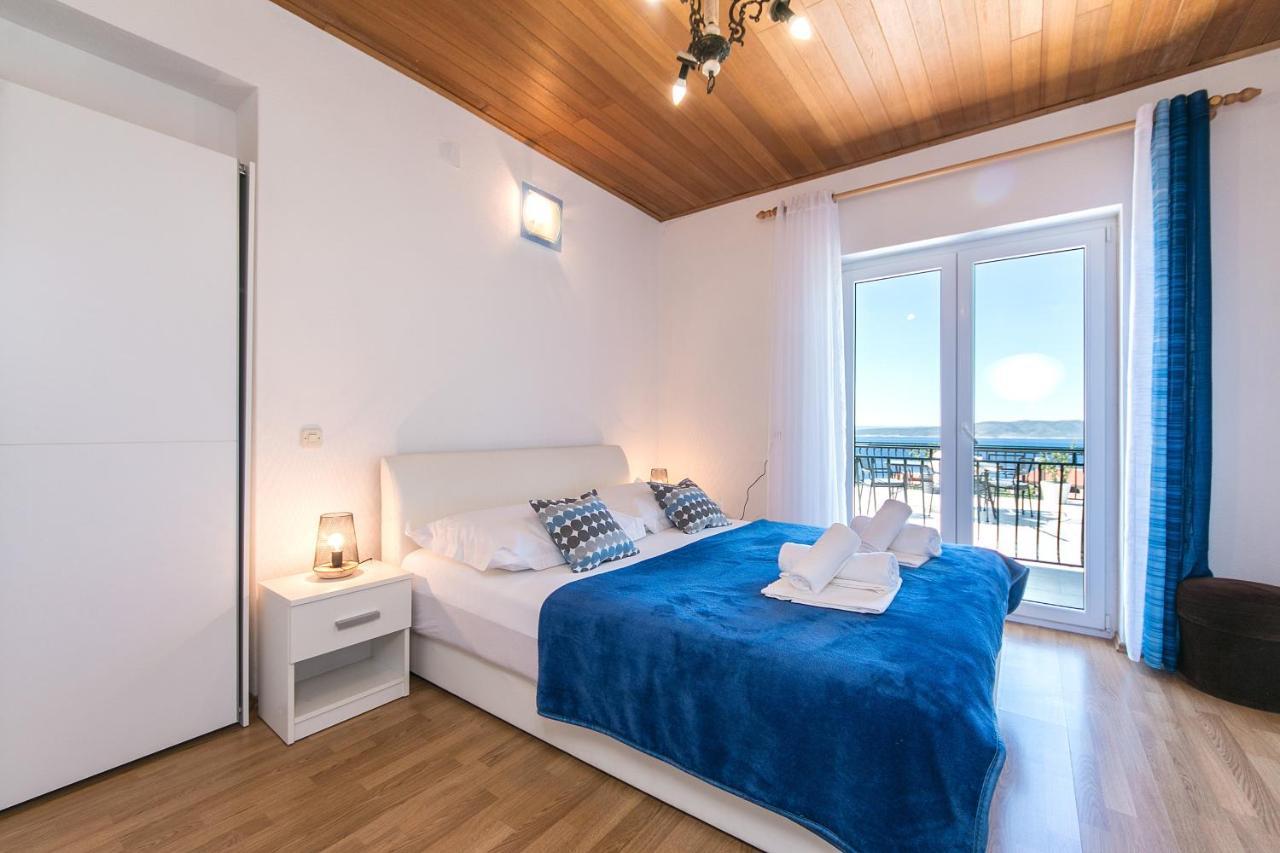 Apartments With A Parking Space Brela, Makarska - 16603 Экстерьер фото