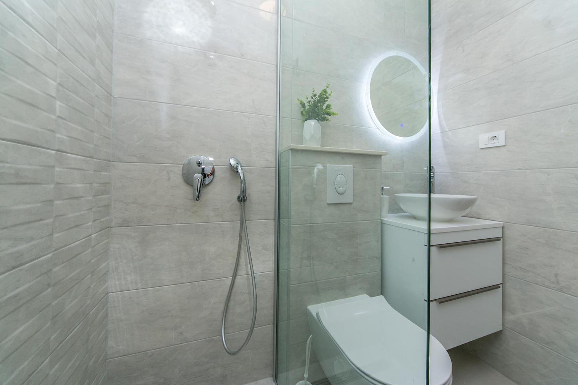 Apartments With A Parking Space Brela, Makarska - 16603 Номер фото